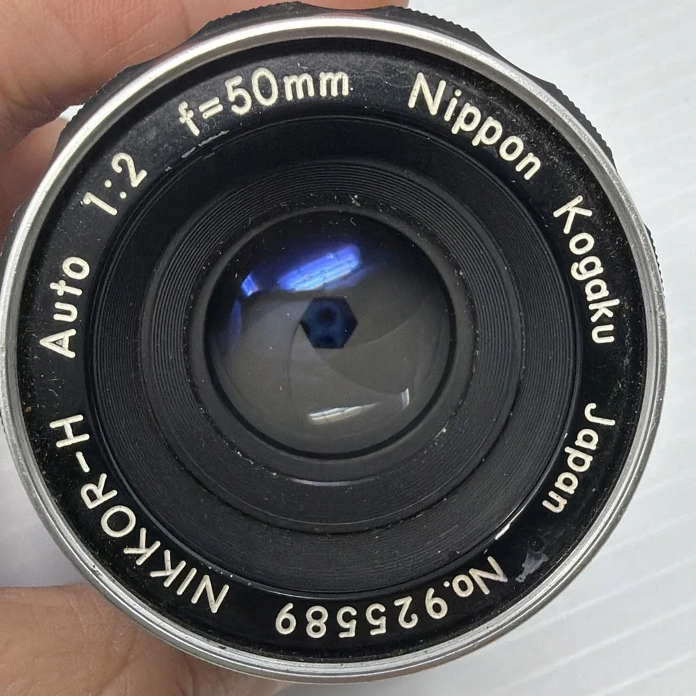 Nippon Kogaku (Nikon) • Nikkor-H • 50mm • f2.0 / 1:2 Camera Lens